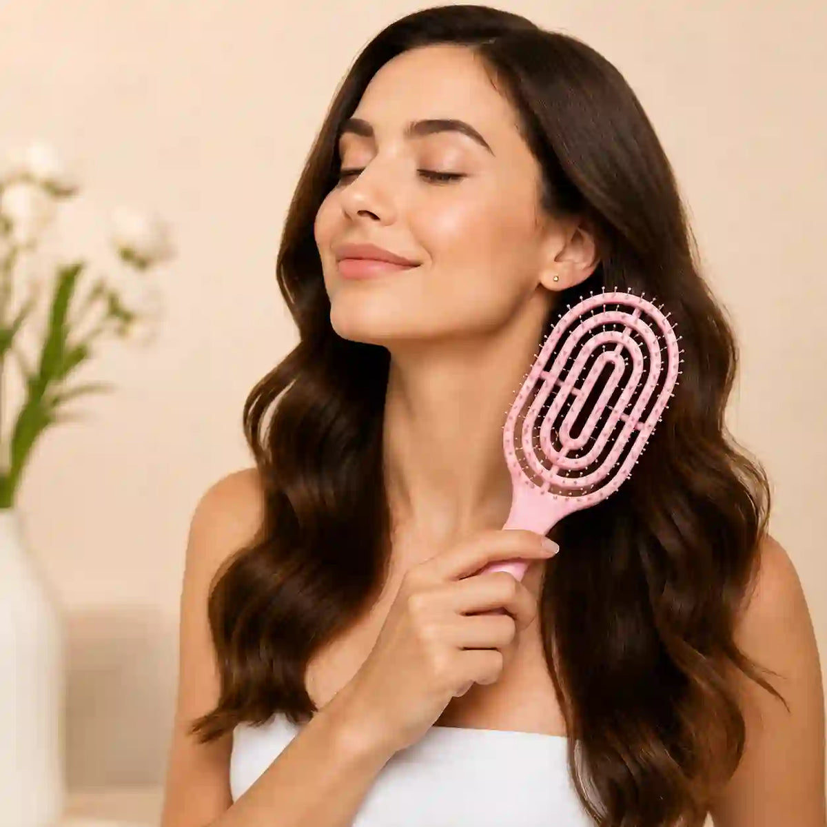 SilkFlow™ Detangling & Blow Dry Curved Hair Brush